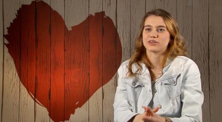 Sara en 'First Dates'