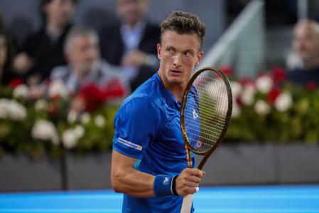 Jiri Lehecka celebra un punto durante su partido ante Rafael Nadal, este martes