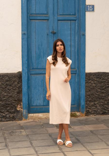 Mery Turiel con su vestido para la línea Tex de Carrefour