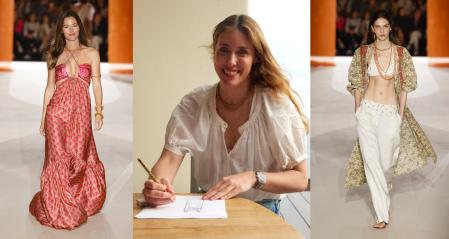 La creativa de Hoss Intropia con dos de los diseños que desfilaron en la pasarela catalana