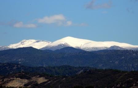 El Pirineo nevado.