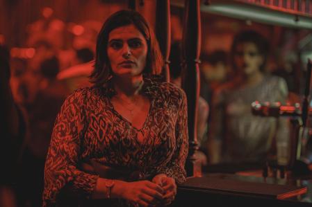 Nava Mau, conocida por 'Generation', es Teri en la serie.