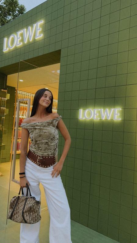 Victoria Federica de Marichalar con el top de terciopelo de Mango