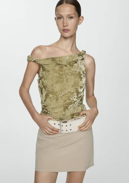 Top de terciopelo de Mango
