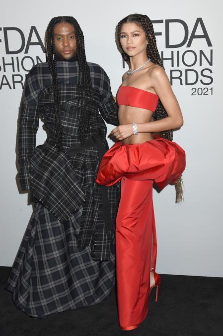 Zendaya y Law Roach en los CFDA Fashion Awards en 2021