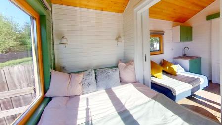 Phoenix, la cómoda minicasa rodante ideal para disfrutar del entorno.