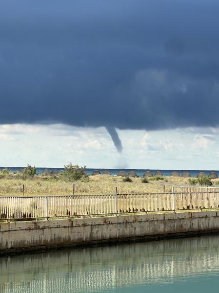 Manga de agua en el Mediterráneo.