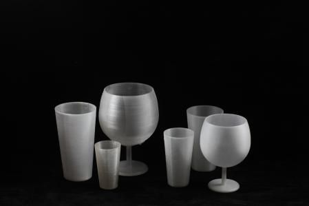 Vajila diseñada con impresora 3D con materiales aptos para el consumo