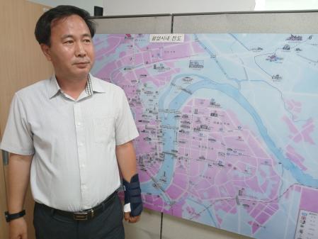 El periodista de la agencia Yinhap, Na Gi Seong.