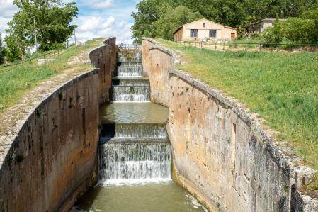 La cuádruple esclusa de Frómista es una maravilla de la ingeniería hidráulica antigua