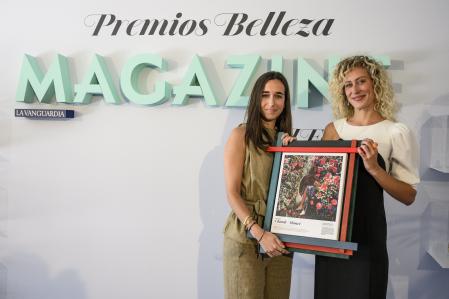 Marta Navarro y  Teresa Riott