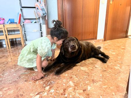 Aleth comparte su vida con Bongo