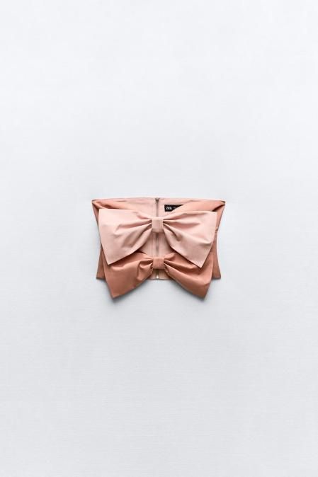 Top con lazos de Zara