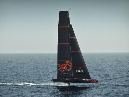 Alinghi Red Bull Racing fue el primer equipo en entrenar en aguas barcelonesas para la America's Cup 2024