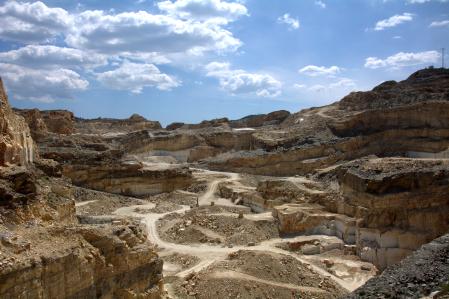 Macael is a municipality with hundreds of quarries exploiting marble. This marble is considered one of the best of the world. Its color is white