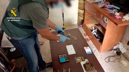 Una imagen de la operación de la Guardia Civil en Alicante.