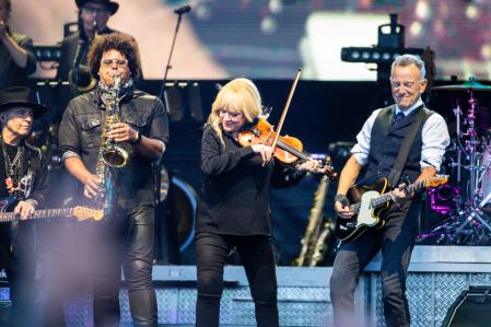 FOTO MARTI GELABERT 20/06/2024 CONCIERTO DE BRUCE SPRINGSTEEN AND THE E BAND EN EL ESTADI OLIMPIC DE MONTJUIC