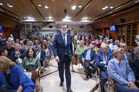 MADRID, 11/06/2024.- El ex presidente del gobierno Mariano Rajoy este martes durante un homenaje a la periodista Victoria Prego en Madrid. EFE/ Fernando Villar