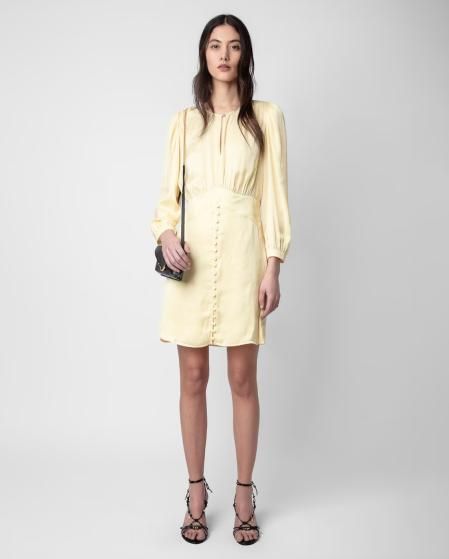 Vestido amarillo mantequilla de Zadig & Voltaire.
