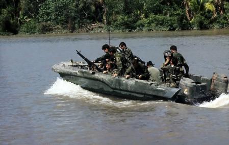 SEAL patrullando el delta del Río Mekong, 1967.