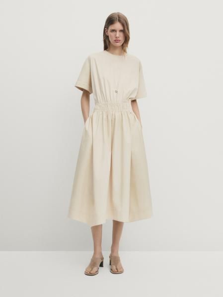 Vestido de Massimo Dutti