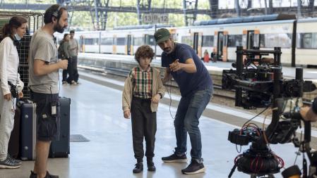 Javier Ruiz Caldera da instrucciones a Jordi Catalán en un momento del rodaje