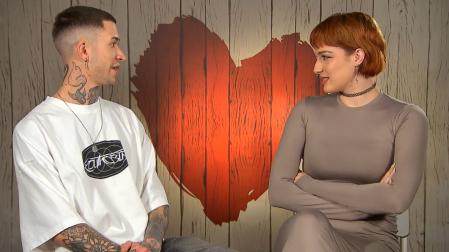 Yulia y Nico en 'First Dates'