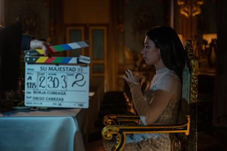 Anna Castillo durante el rodaje de 'Su Majestad'