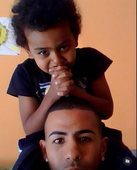 Mounir y Sheila  tuvieron a Lamine Yamal con 21 años. Hoy ambos, que se divorciaron hace años, estarán en Alemania para vivir la final europea