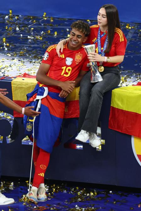 Berlin (Germany), 14/07/2024.- Lamine Yamal of Spain celebrates after the UEFA EURO 2024 final soccer match between Spain and England, in Berlin, Germany, 14 July 2024. (Alemania, España) EFE/EPA/HANNIBAL HANSCHKE