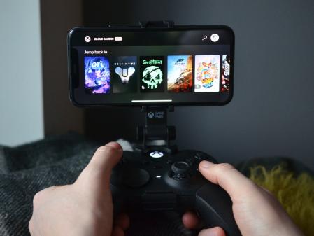 Xbox Cloud Gaming funcionando en un smartphone.