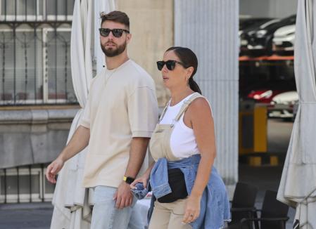 Anabel Pantoja responde de forma contundente a los que tachan a su pareja de haberle sido infiel