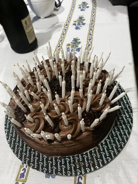 El pastel antes de encender las velas