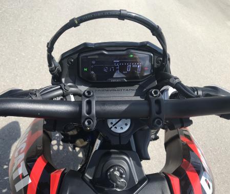 La información de conducción se muestra en una pantalla de 3,8 pulgadas&nbsp;