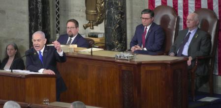 La guerra de Gaza y el apoyo armamentístico de EE.UU. a Israel crea controversia en el país 