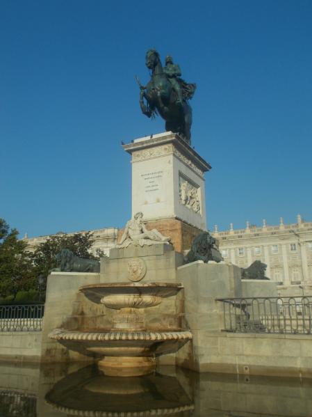 Estatua ecuestre del rey Felipe IV.