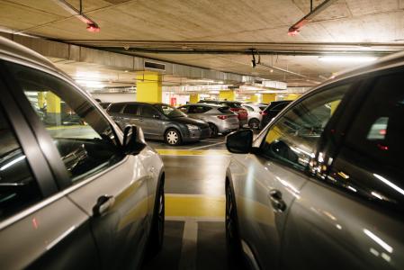 Los parkings suelen ser lugares con muchas columnas&nbsp;