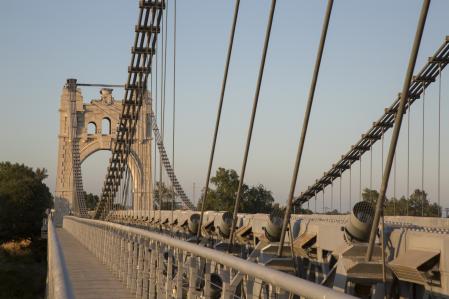 El puente colgante de Amposta tiene similitudes con el de Brooklynin