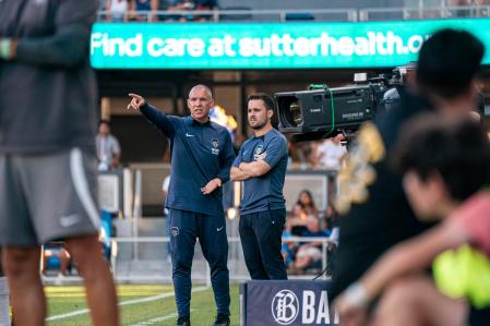 El debut de Jonatan Giráldez en el banquillo del Washington Spirit el pasado 6 de julio contra el Bay FC de Oshoala