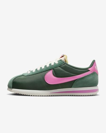 Nike Cortez.