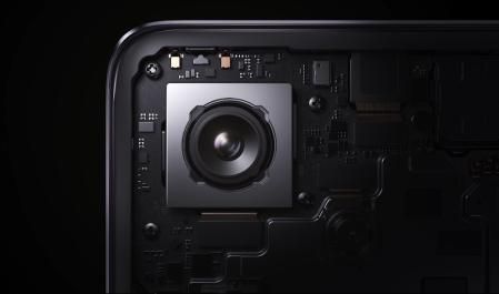 Su lente principal cuenta con estabilizador óptico de imagen