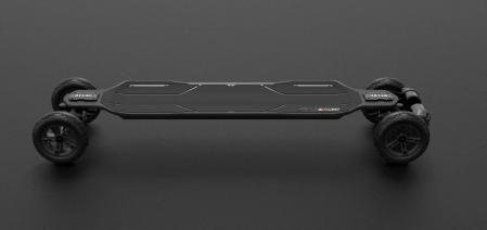 El divertido monopatín eléctrico con el que explorar todo tipo de terrenos.