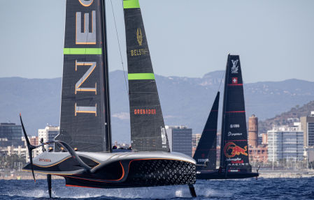 Alinghi Red Bull Racing vs. INEOS Britannia en primera regata semifinal de la Copa América