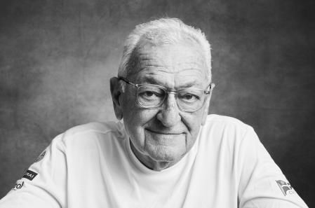 Un autorretrato de Carlo Borlenghi