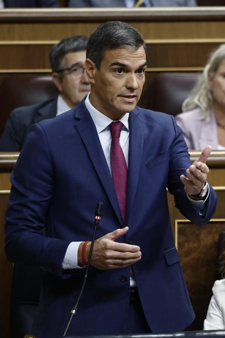 MADRID, 18/09/2024.- El jefe de Ejecutivo, Pedro Sánchez, interviene en la sesión de control al Gobierno celebrada este miércoles en el Congreso. EFE/Sergio Pérez