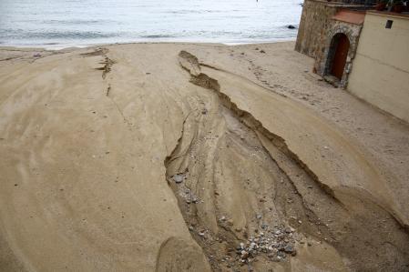 Playa de Llafranc tras la tormenta.