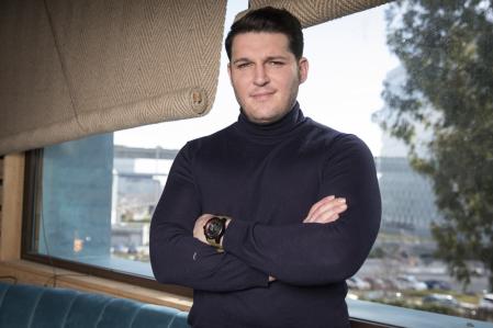 Manu Tenorio cambia su estrategia con sus supuestos 'inquiokupas' ante la falta de apoyo de muchos vecinos de Sanlúcar