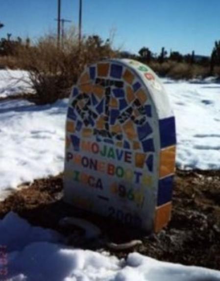 Sus admiradores colocaron una placa para recordarla