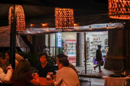 El establecimiento se encuentra en los primeros tramos de la rambla Catalunya