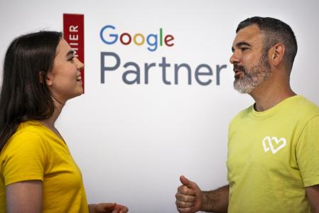 “No es lo mismo crear una web bonita que una web que funcione bien. Todo, desde la programación hasta el diseño, debe estar alineado para lograr un resultado sólido y profesional”